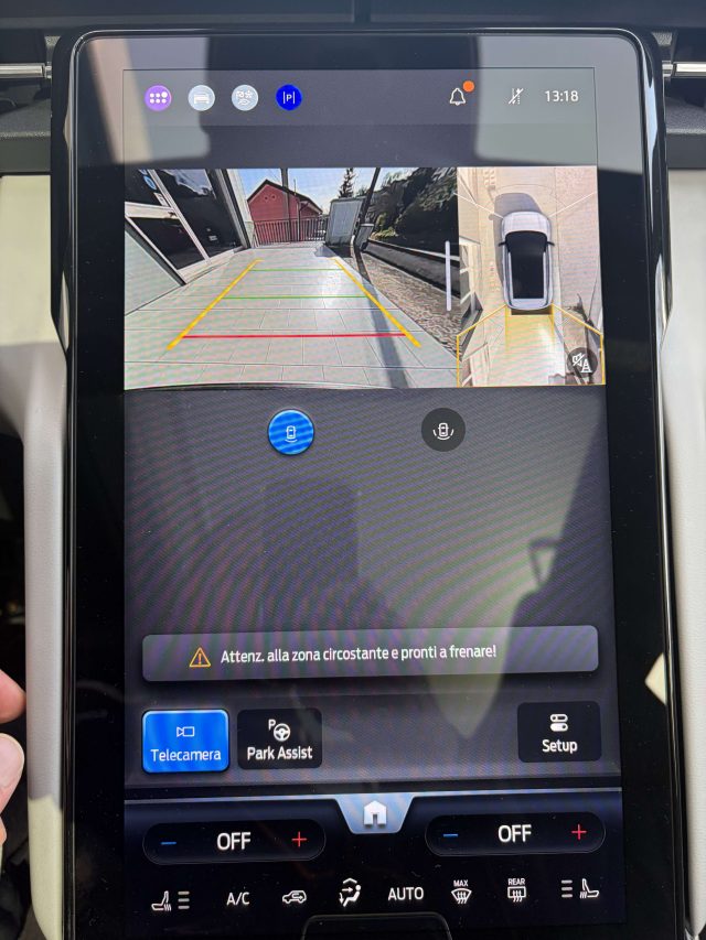 FORD Explorer usata, con USB