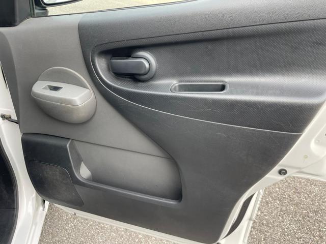 NISSAN NV200 usata, con Bluetooth