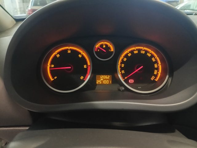 OPEL Corsa usata, con ESP