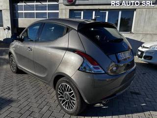 LANCIA Ypsilon usata, con Airbag