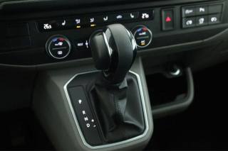 VOLKSWAGEN Caravelle usata, con Touch screen