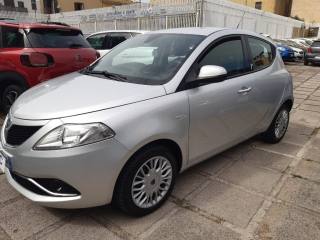 LANCIA Ypsilon usata, con Airbag