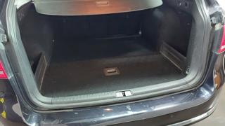 VOLKSWAGEN Passat usata, con Sedile posteriore sdoppiato