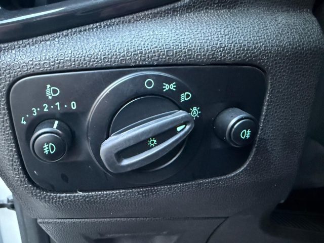 FORD EcoSport usata, con Climatizzatore