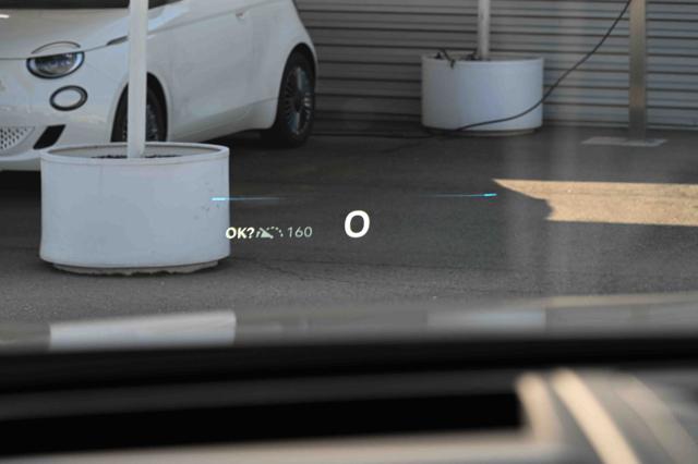 OPEL Grandland usata, con Park Distance Control