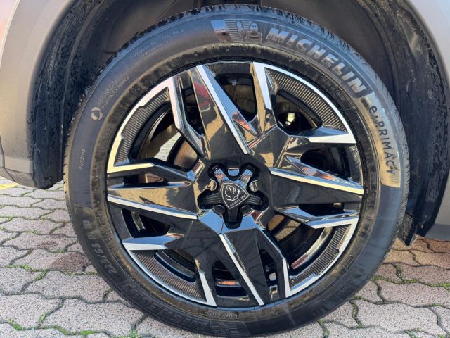 PEUGEOT 3008 usata, con Volante multifunzione