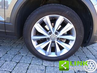 VOLKSWAGEN T-Roc usata, con MP3