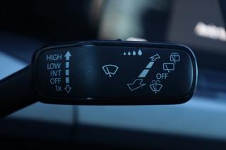 VOLKSWAGEN Golf usata, con Bracciolo