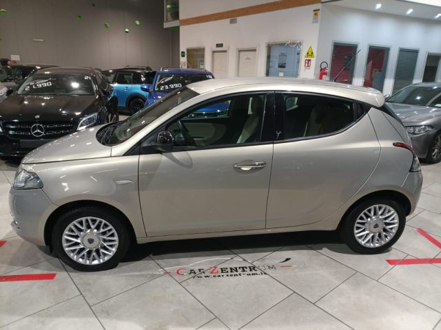LANCIA Ypsilon usata, con Airbag