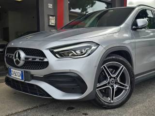 MERCEDES-BENZ GLA 200 usata, con Filtro antiparticolato