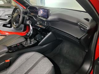 PEUGEOT 2008 usata, con Park Distance Control
