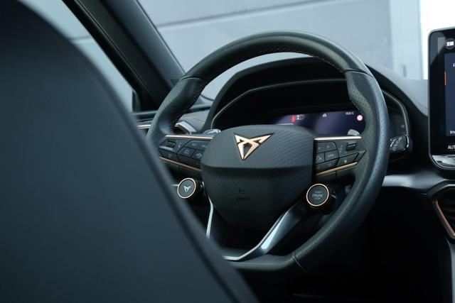 CUPRA Leon usata, con Autoradio