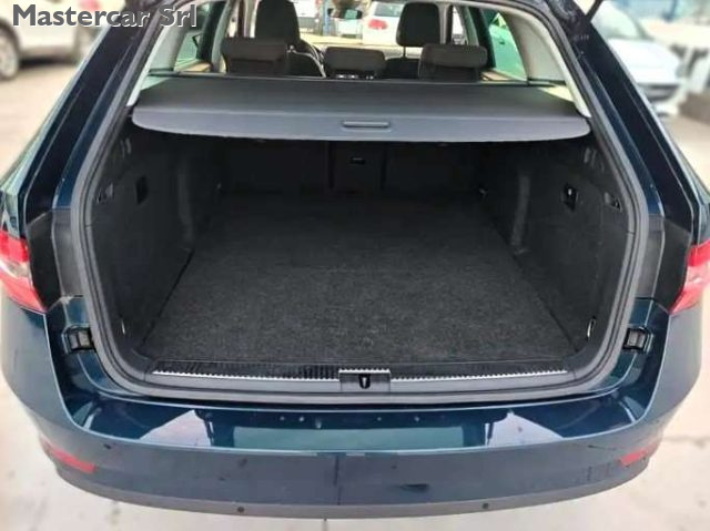 SKODA Superb usata, con Fendinebbia