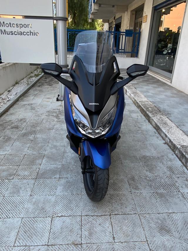 HONDA Forza 350 usata 3