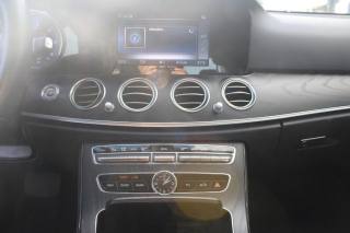 MERCEDES-BENZ E 200 usata, con Climatizzatore