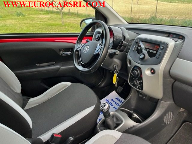 TOYOTA Aygo usata 19