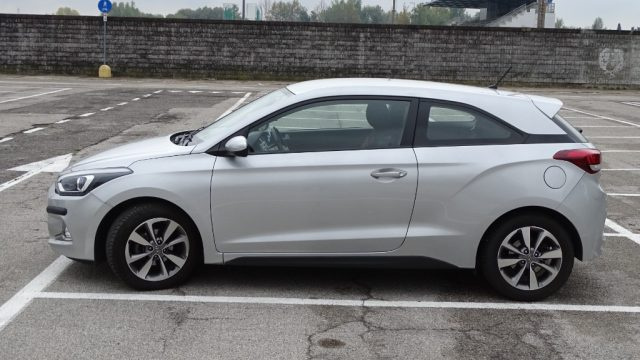 HYUNDAI i20 usata, con Airbag Passeggero