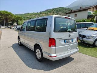 VOLKSWAGEN Caravelle usata, con Airbag Passeggero