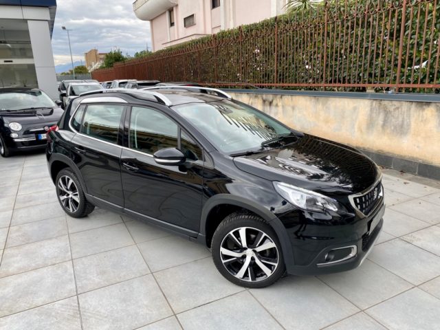 PEUGEOT 2008 usata, con Airbag