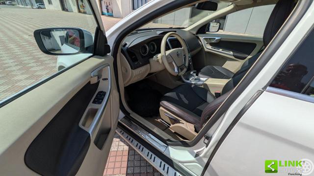 VOLVO XC60 usata, con Climatizzatore