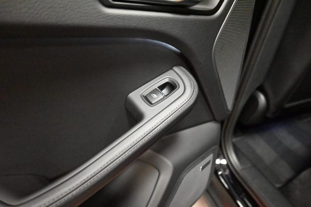 PORSCHE Macan usata 189