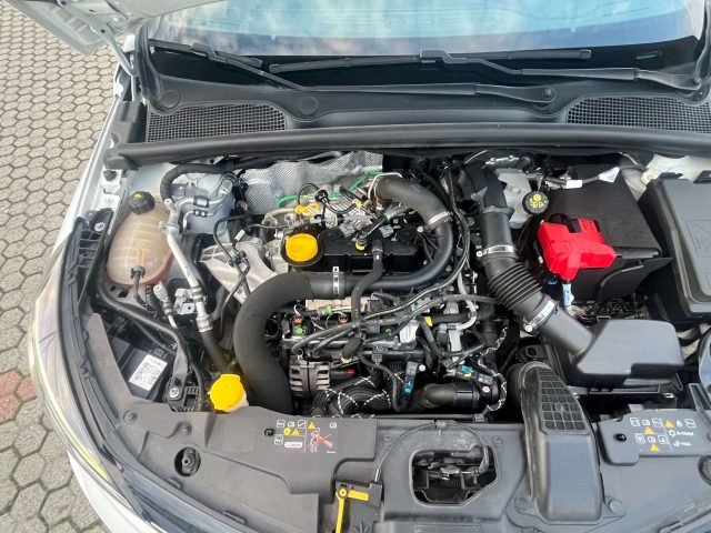 RENAULT Clio usata, con Sistema di navigazione