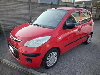 HYUNDAI i10 usata, con Airbag