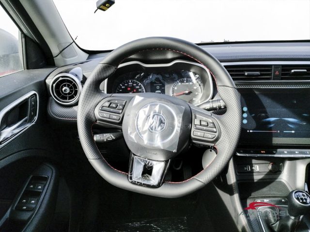 MG ZS usata 9