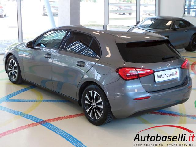 MERCEDES-BENZ A 180 usata, con Specchietti laterali elettrici