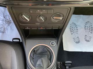 VOLKSWAGEN Maggiolino usata, con Lettore CD