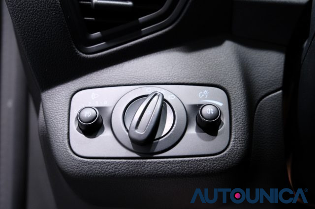 FORD Kuga usata, con Bracciolo