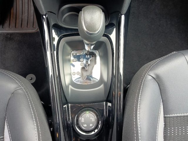 PEUGEOT 2008 usata, con Controllo trazione