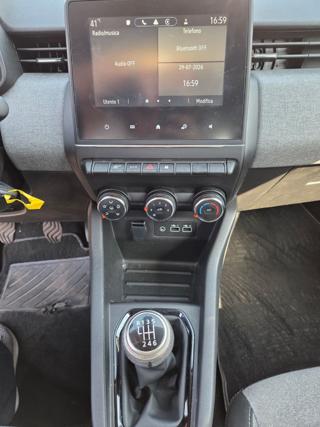 RENAULT Clio usata, con Sedile posteriore sdoppiato