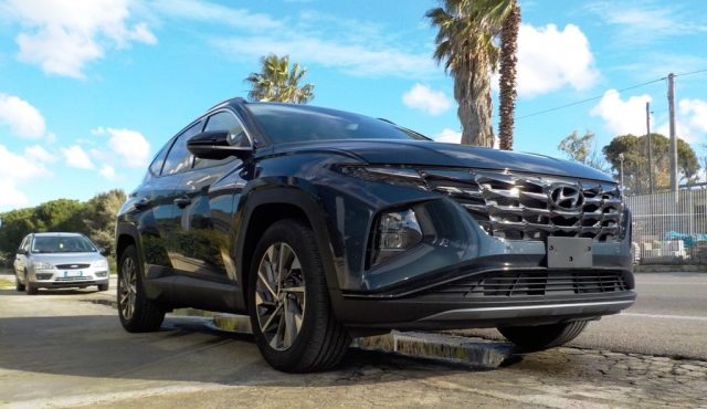 HYUNDAI Tucson usata, con Airbag