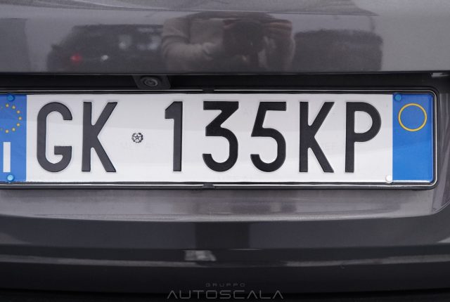 PEUGEOT 3008 usata, con Telecamera per parcheggio assistito