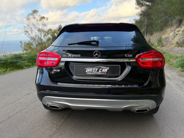 MERCEDES-BENZ GLA 200 usata, con Cerchi in lega