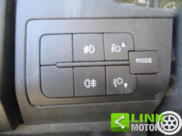 PEUGEOT Boxer usata, con USB