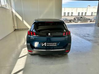 PEUGEOT 5008 usata, con Autoradio