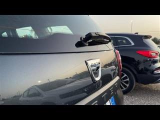 DACIA Duster usata, con Sensori di parcheggio posteriori