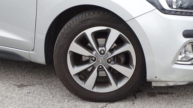 HYUNDAI i20 usata, con Lettore CD