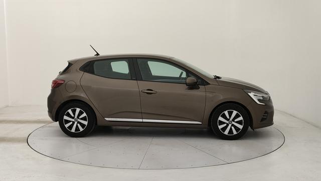 RENAULT Clio usata, con Autoradio