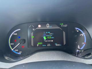 TOYOTA Yaris Cross usata, con Controllo automatico clima