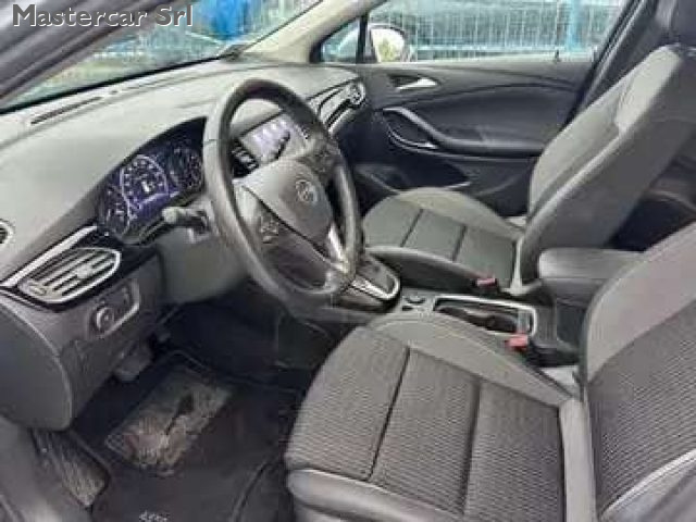 OPEL Astra usata, con Controllo trazione