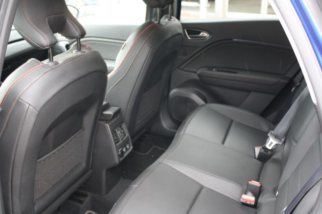 RENAULT Captur usata, con Bracciolo