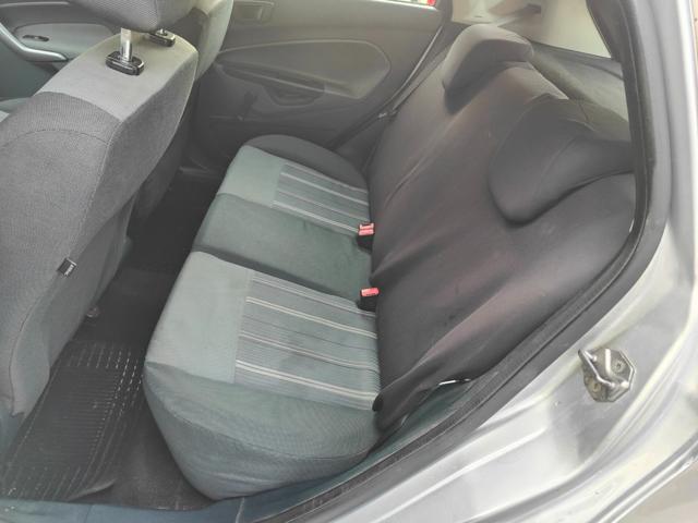 FORD Fiesta usata, con Specchietti laterali elettrici