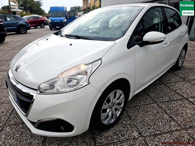PEUGEOT 208 usata, con Airbag