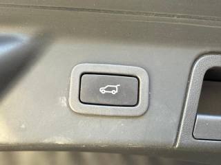 LAND ROVER Range Rover Velar usata, con Frenata d