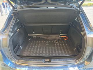 MERCEDES-BENZ GLA 200 usata, con Volante in pelle