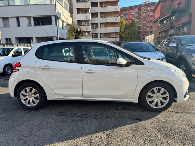PEUGEOT 208 usata, con Airbag Passeggero