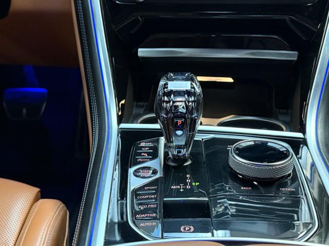 BMW 840 usata, con Park Distance Control